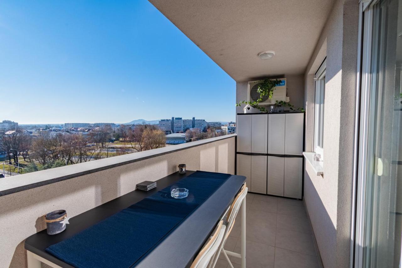 Flexible Selfcheckins 30 - Zagreb - Garage - Electric Vehicle Ccharger - Big Loggia - New - Apartments Repinc 30 外观 照片