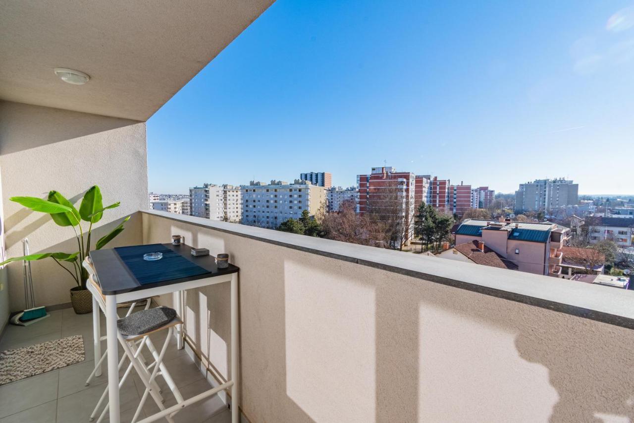 Flexible Selfcheckins 30 - Zagreb - Garage - Electric Vehicle Ccharger - Big Loggia - New - Apartments Repinc 30 外观 照片