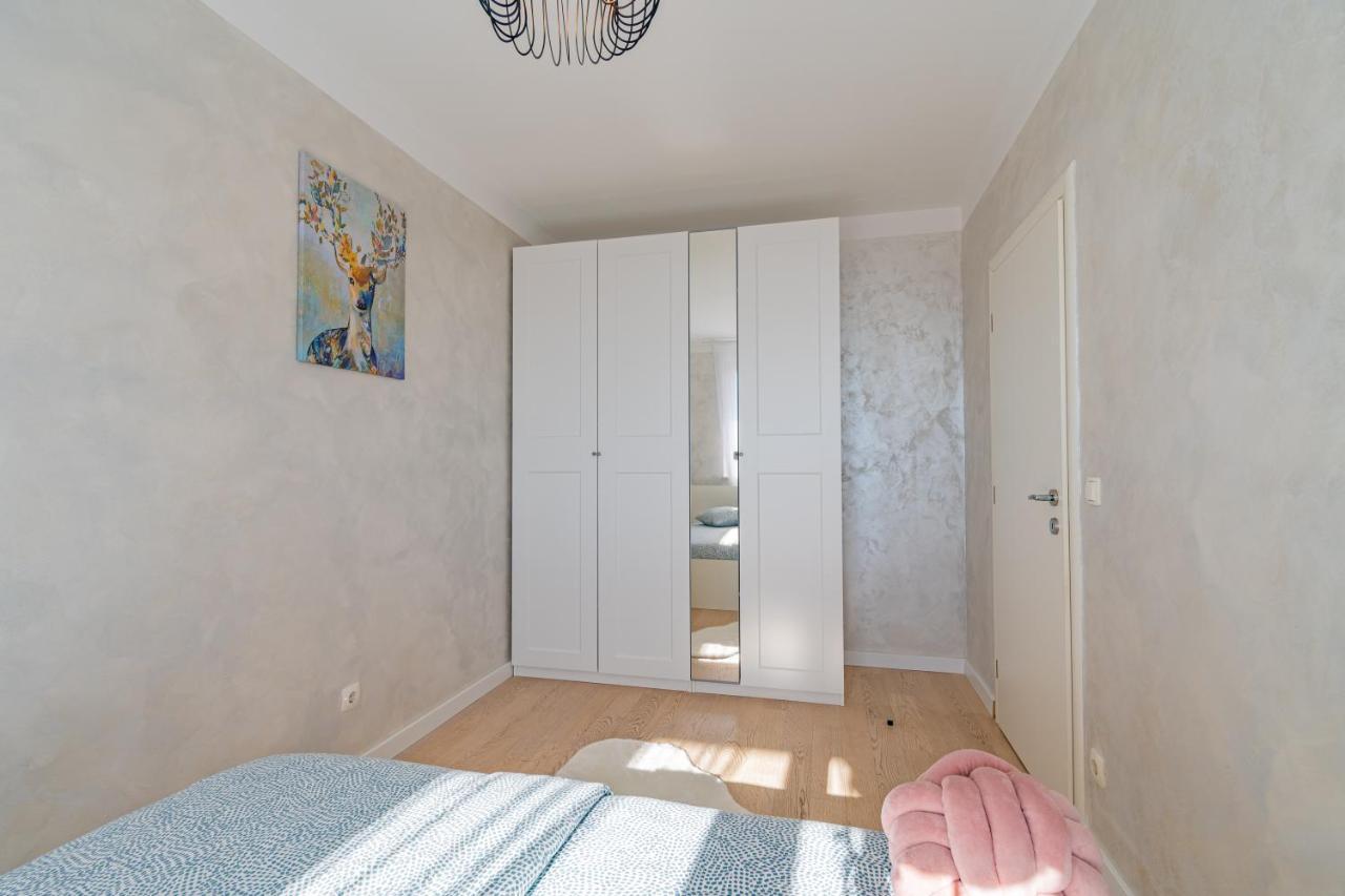 Flexible Selfcheckins 30 - Zagreb - Garage - Electric Vehicle Ccharger - Big Loggia - New - Apartments Repinc 30 外观 照片